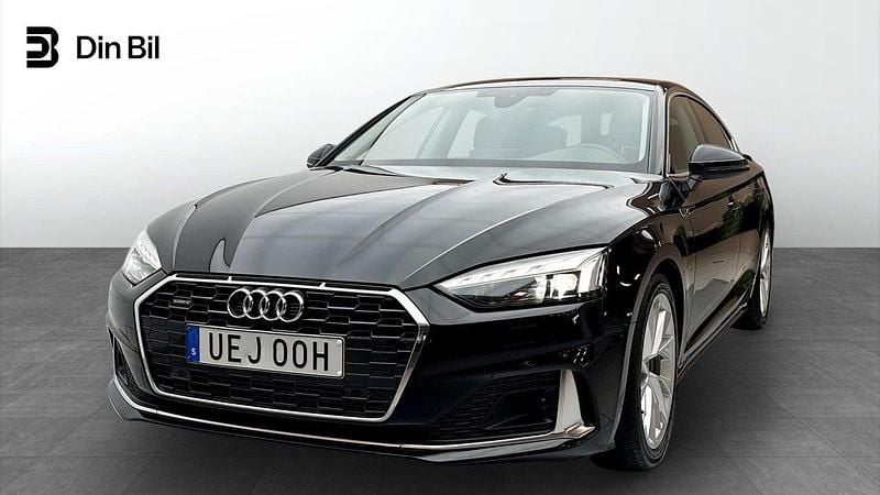 Svart Begagnad 2022 Audi A5 Sportback Proline Halvkombi | 349 000 kr (Bra pris) - Bild 1/4