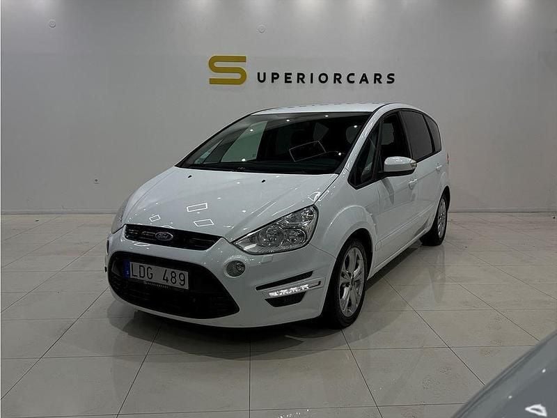 Vit Begagnad 2013 Ford S-MAX Sport Sedan | 79 900 kr (Marknadspris) - Bild 1/4