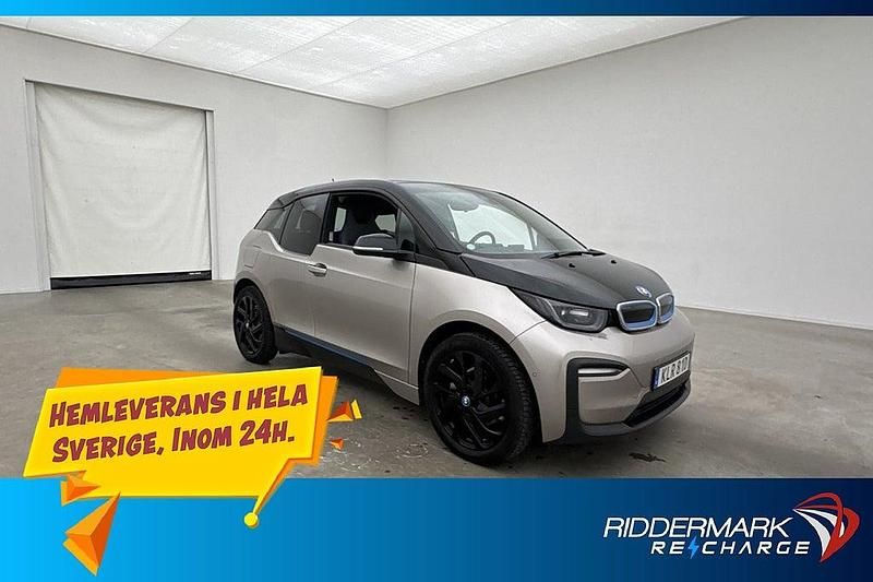 Silver Begagnad 2022 BMW i3 Comfort Edition Halvkombi | 229 800 kr (Marknadspris) - Bild 1/3