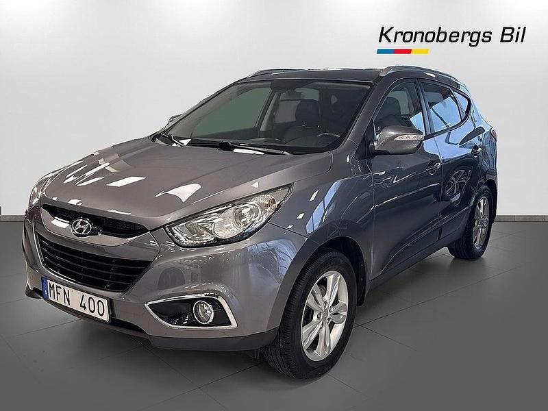 Grå Begagnad 2012 Hyundai ix35 SUV | 84 600 kr (Marknadspris) - Bild 1/4