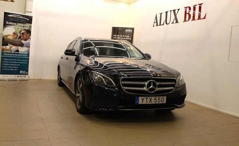 Begagnad Mercedes E220 Avantgarde 194 HK (142 kW) 2018 Svart Kombi