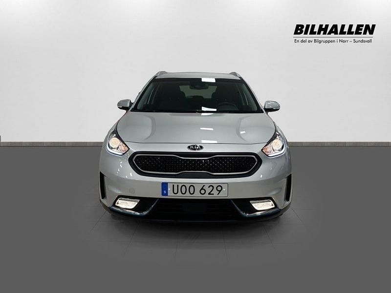Begagnad Kia Niro 141 HK (103 kW) 2018 Grå SUV