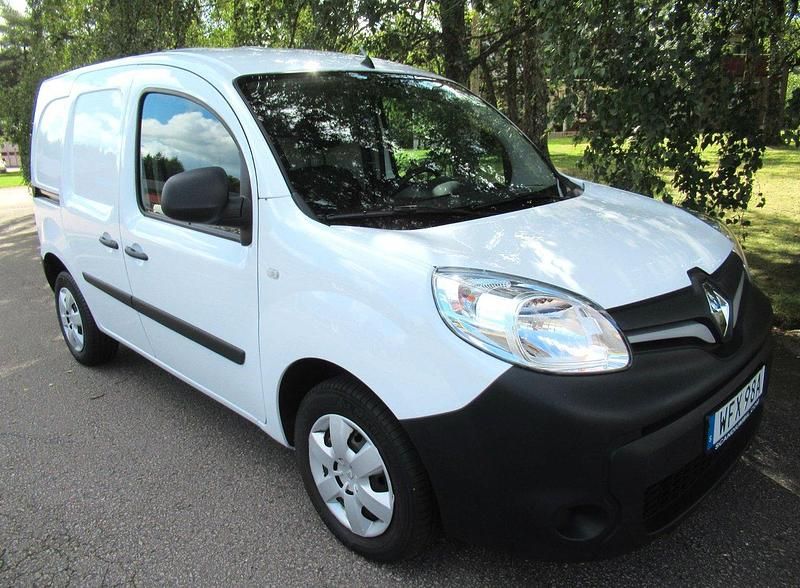 Vit Begagnad 2021 Renault Kangoo Minibuss | 140 000 kr (Marknadspris) - Bild 1/4