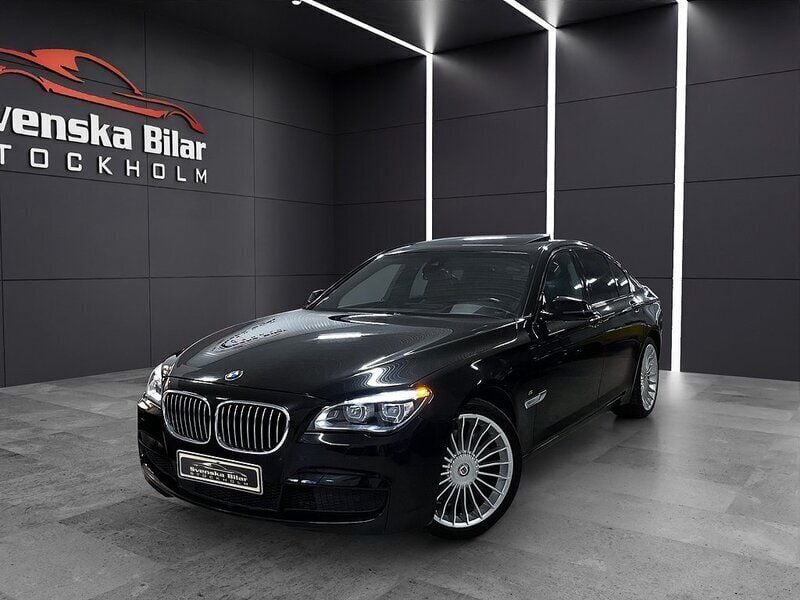 Svart Begagnad 2012 BMW 750 M Sport Sedan | 349 900 kr - Bild 1/4