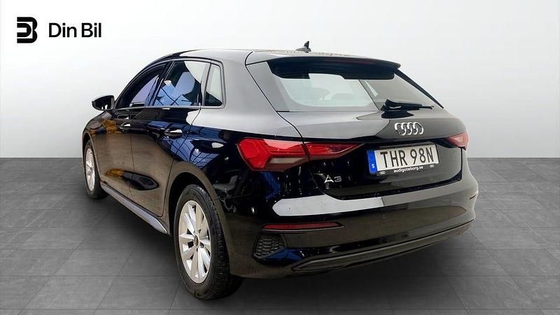 Begagnad Audi A3 Proline 150 HK (110 kW) 2022 Brilliantsvart Sedan