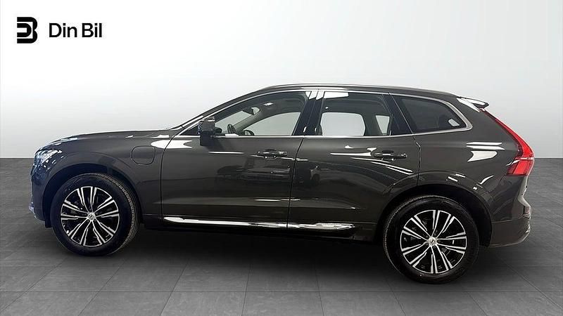 Begagnad Volvo XC60 Inscription 253 HK (186 kW) 2021 Grå SUV