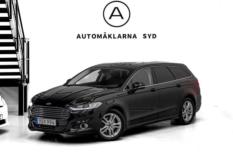Svart Begagnad 2017 Ford Mondeo Titanium Kombi | 139 900 kr (Marknadspris) - Bild 1/4