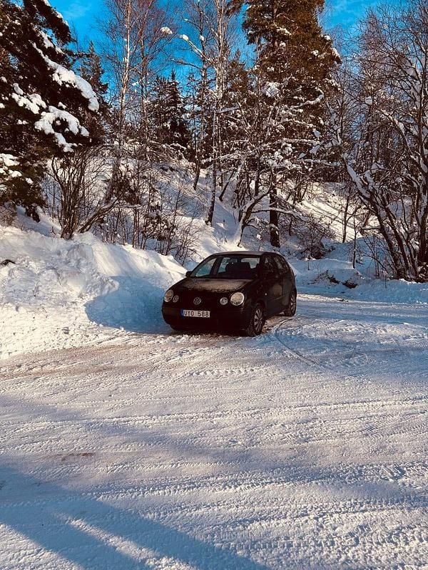 Begagnad 2004 VW Polo Halvkombi | 15 000 kr (Marknadspris) - Bild 1/1