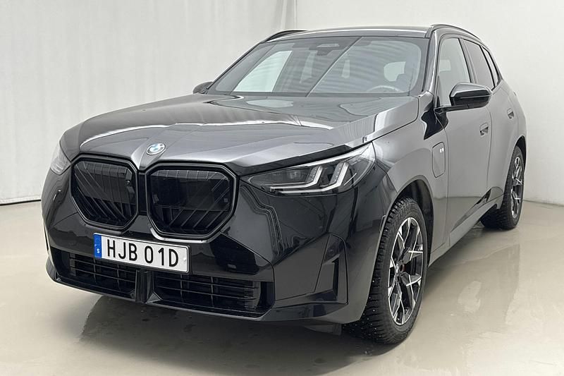 Svart Begagnad 2025 BMW X3 M Sport SUV | 684 900 kr - Bild 1/4