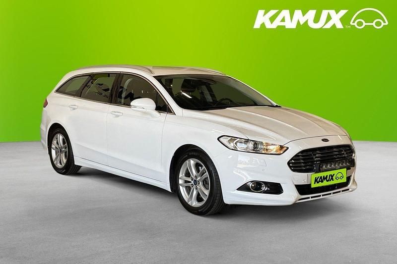 Vit Begagnad 2018 Ford Mondeo Titanium Kombi | 134 900 kr (Marknadspris) - Bild 1/4