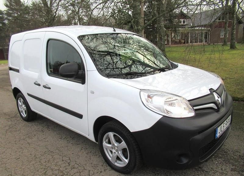 Begagnad Renault Kangoo 95 HK (69 kW) 2020 Vit Minibuss