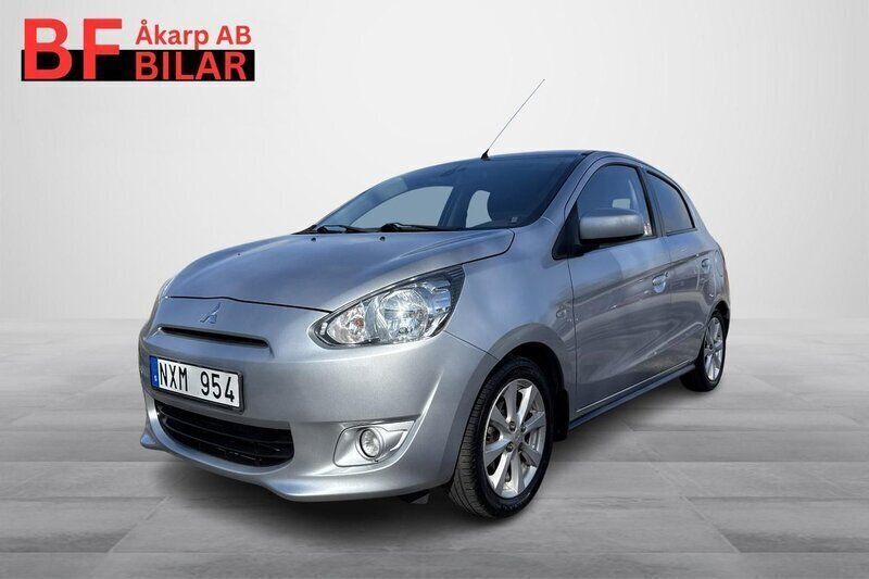 Silver Begagnad 2013 Mitsubishi Space Star Kombi | 89 500 kr (Dyr) - Bild 1/4