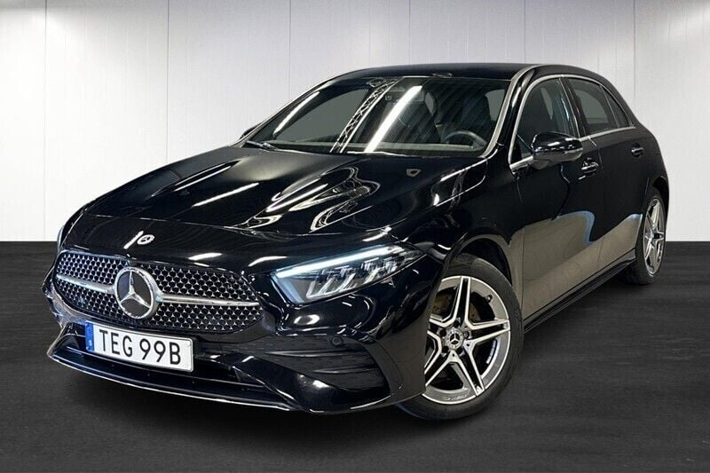 Svart (black) Begagnad 2024 Mercedes A250 AMG Halvkombi | 354 900 kr (Bra pris) - Bild 1/4