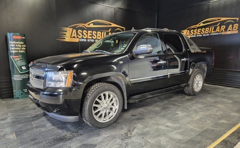 Svart Begagnad 2007 Chevrolet Avalanche Van | 129 900 kr (Bra pris) - Bild 1/1