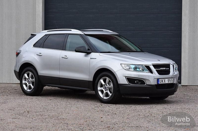 Silver Begagnad 2012 Saab 9-4X SUV | 450 000 kr - Bild 1/4