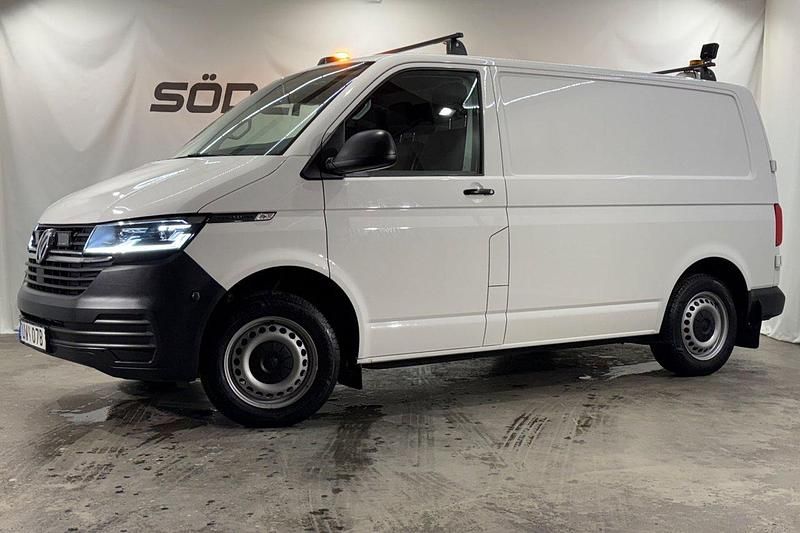 Flerfärgad (vit) Begagnad 2021 VW T6.1 Van | 409 900 kr (Bra pris) - Bild 1/4