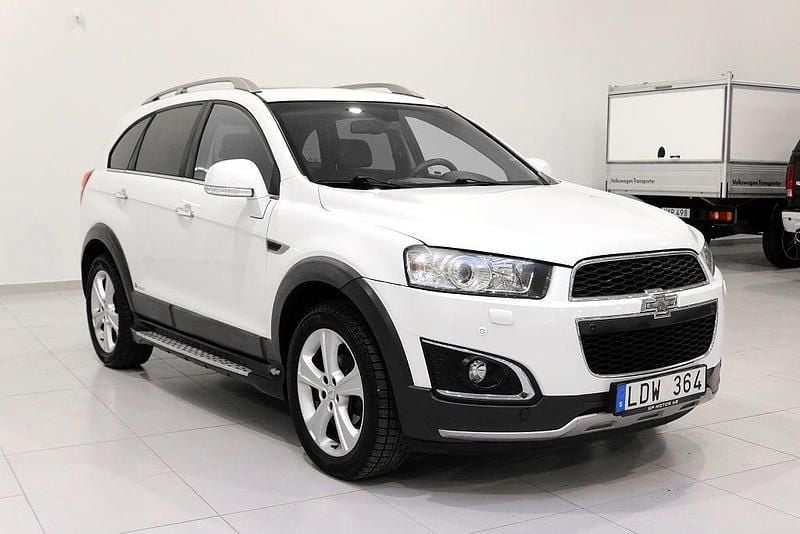 Begagnad Chevrolet Captiva 184 HK (135 kW) 2013 Vit SUV