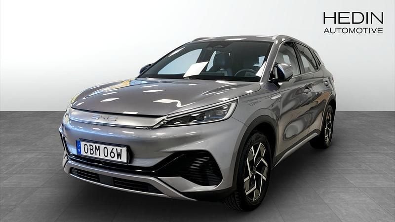 Grå (grey) Begagnad 2023 BYD Atto 3 Comfort SUV | 289 900 kr (Marknadspris) - Bild 1/4