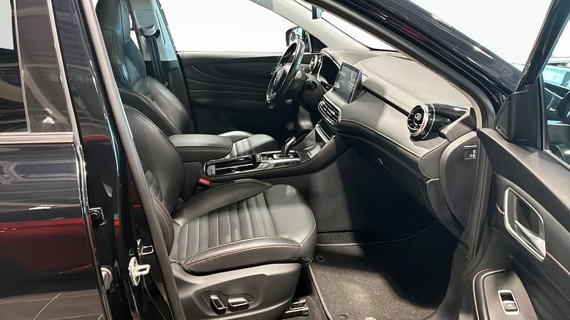 Begagnad MG EHS Luxury 258 HK (189 kW) 2022 Svart SUV