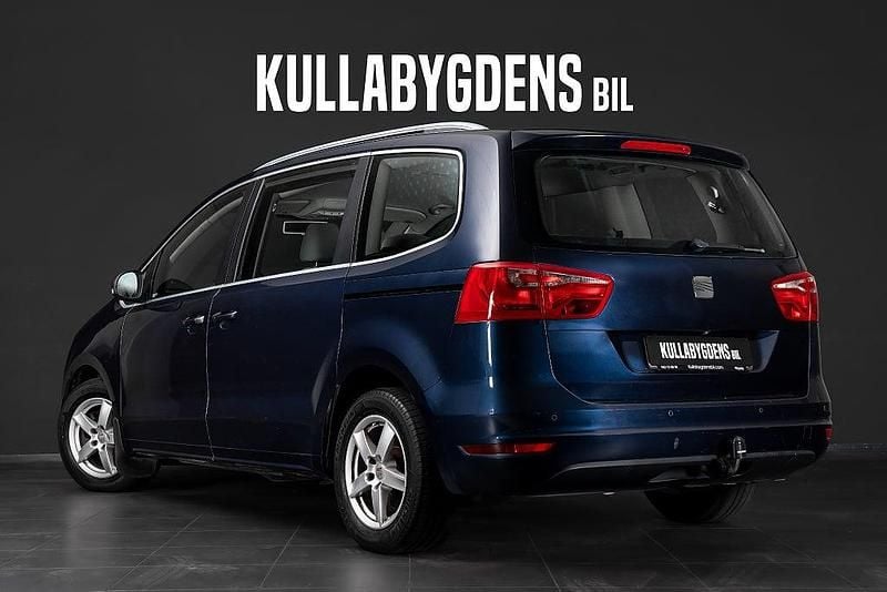 Begagnad Seat Alhambra 140 HK (102 kW) 2011 Blå Minibuss