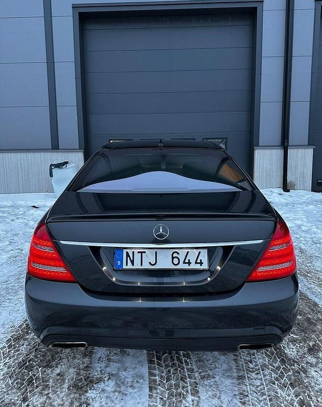 Begagnad Mercedes S350 258 HK (189 kW) 2011