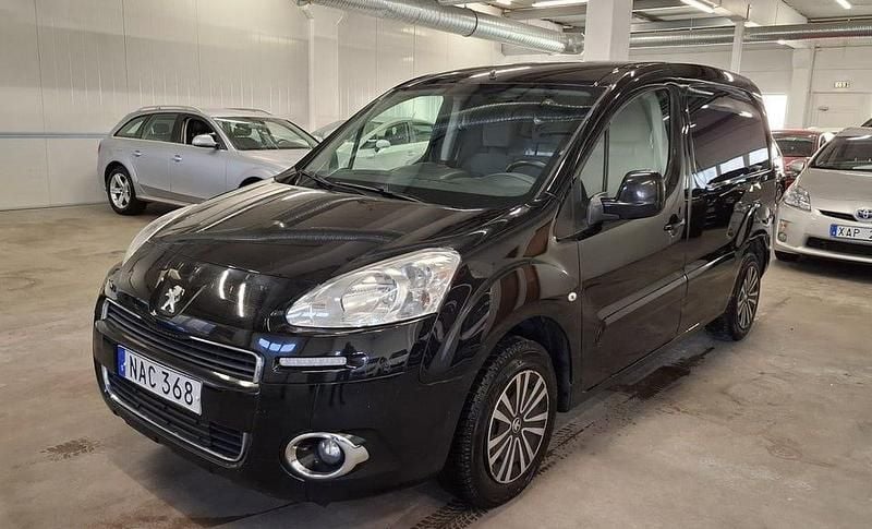 Svart Begagnad 2014 Peugeot Partner Minibuss | 55 000 kr (Marknadspris) - Bild 1/3