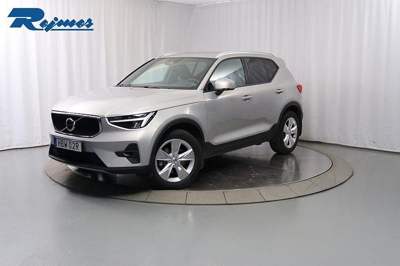 Begagnad 2024 Volvo XC40 SUV | 349 900 kr (Marknadspris) - Bild 1/4