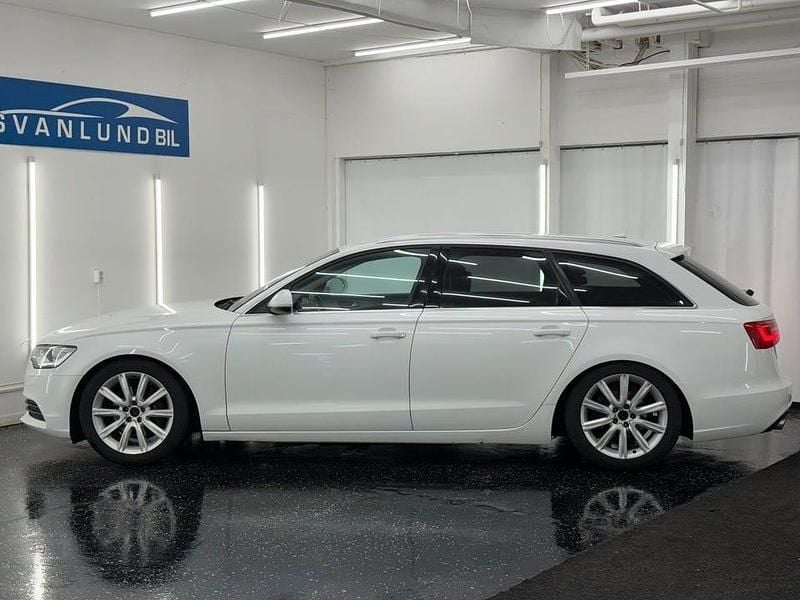 Begagnad Audi A6 Ambition 177 HK (130 kW) 2013 Vit Kombi