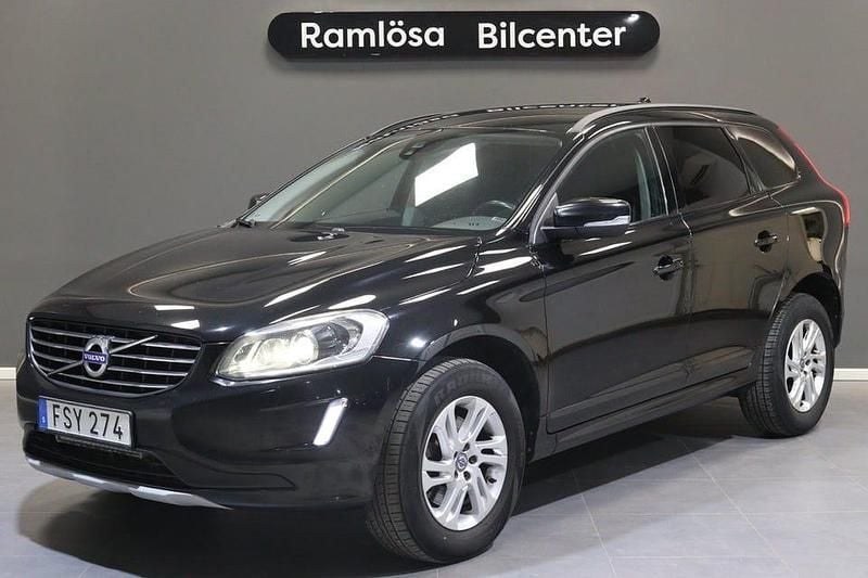 Begagnad Volvo XC60 Momentum 190 HK (139 kW) 2015 Svart SUV