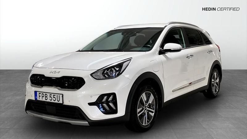 Vit (white) Begagnad 2022 Kia Niro Advance SUV | 239 900 kr (Bra pris) - Bild 1/4