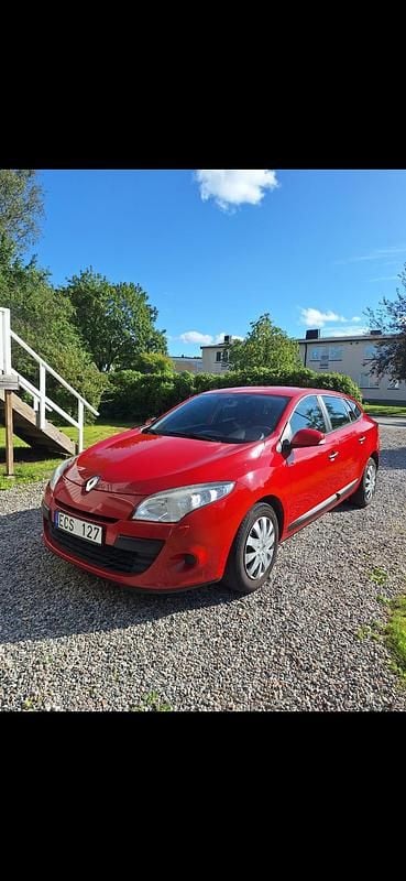 Begagnad Renault Mégane III 90 HK (66 kW) 2011