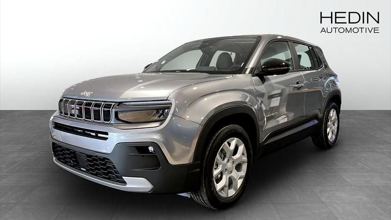 Ny 2025 Jeep Avenger Altitude SUV | 344 800 kr - Bild 1/4