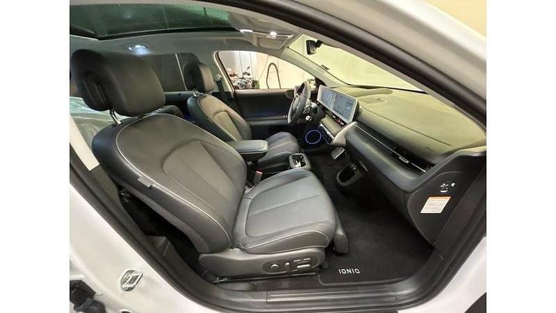 Begagnad Hyundai Ioniq 5 Advanced 239 kW (325 HK) 2023 Vit SUV