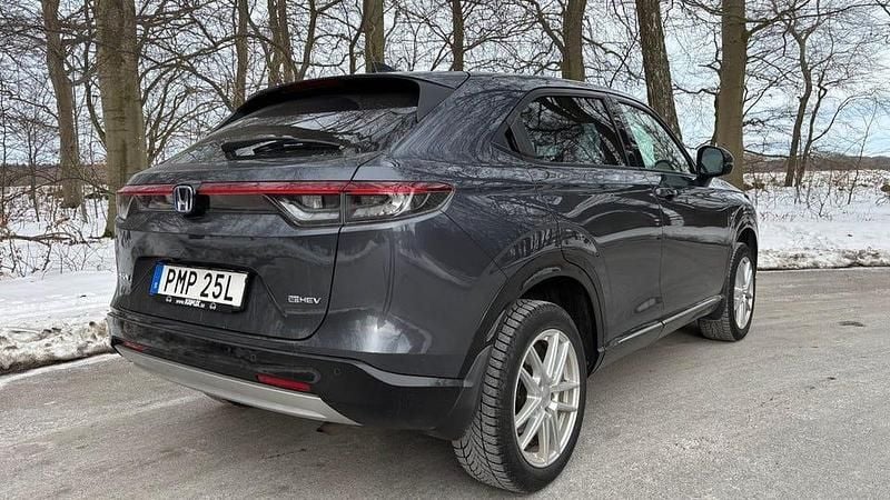 Begagnad Honda HR-V 131 HK (96 kW) 2022 Grå SUV