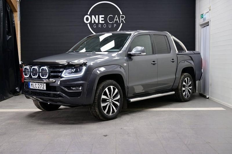 Grå Begagnad 2019 VW Amarok Aventura Pickup | 419 800 kr (Lite dyr) - Bild 1/4
