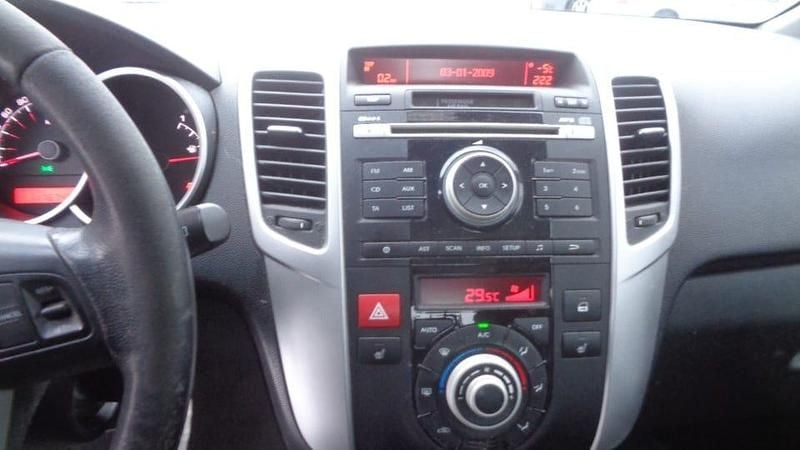 Begagnad Kia Venga 90 HK (66 kW) 2011 Halvkombi