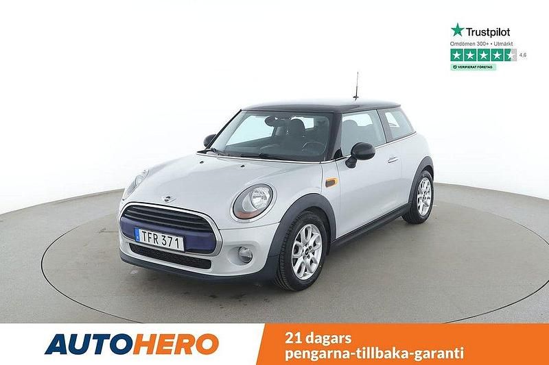 Silver Begagnad 2017 Mini Cooper Pepper Halvkombi | 129 000 kr (Marknadspris) - Bild 1/3