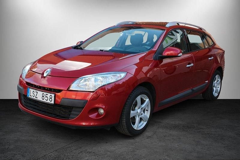 Röd Begagnad 2011 Renault Mégane GrandTour Kombi | 74 900 kr (Lite dyr) - Bild 1/4
