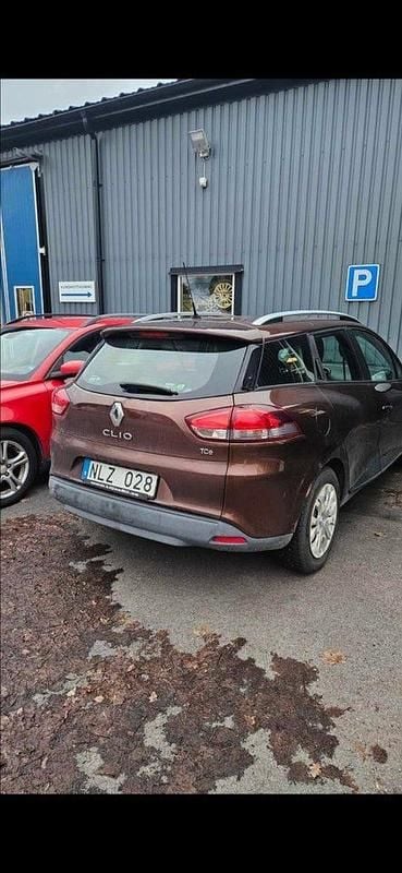 Brun Begagnad 2013 Renault Clio GrandTour Kombi | 59 900 kr (Marknadspris) - Bild 1/1