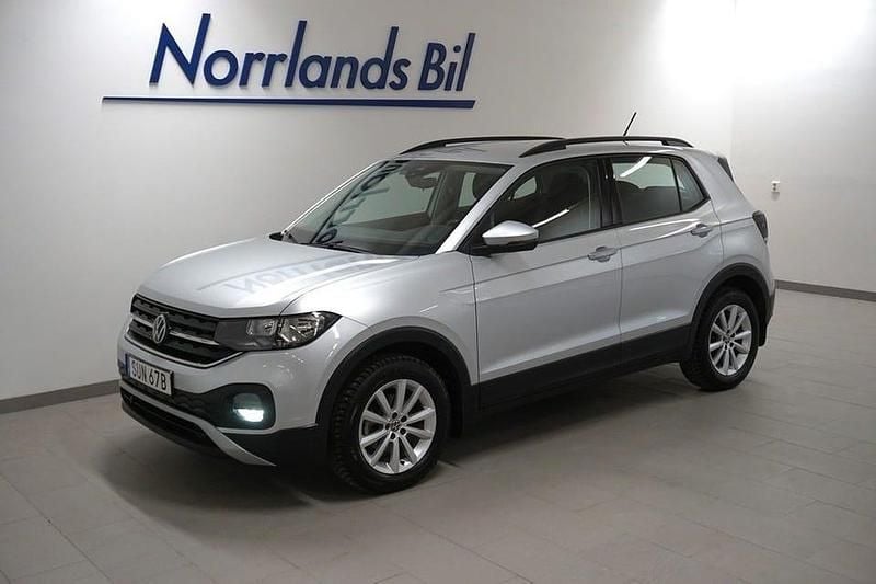 Reflex silver metallic Begagnad 2023 VW T-Cross SUV | 199 900 kr (Marknadspris) - Bild 1/3