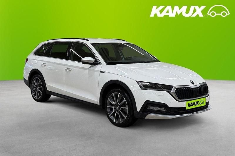 Vit Begagnad 2022 Skoda Octavia Scout Comfort Kombi | 294 800 kr (Dyr) - Bild 1/3