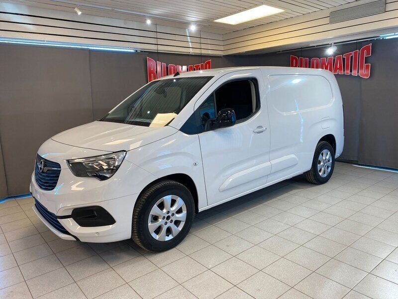 Vit Ny 2024 Opel Combo-e Life Van | 398 750 kr - Bild 1/4