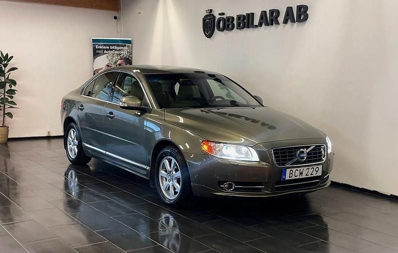 Grön Begagnad 2011 Volvo S80 Momentum Sedan | 94 900 kr (Marknadspris) - Bild 1/4