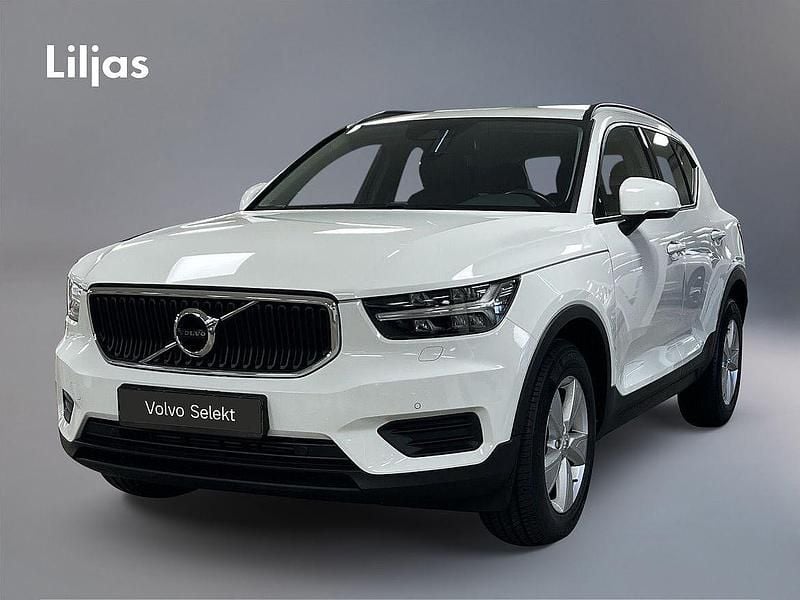 Vit Begagnad 2020 Volvo XC40 Momentum SUV | 270 000 kr (Marknadspris) - Bild 1/3