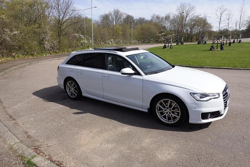 Vit Begagnad 2016 Audi A6 Ambition Kombi | 165 000 kr (Marknadspris) - Bild 1/4
