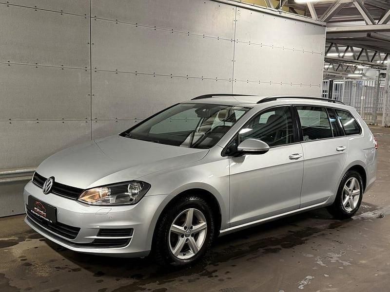 Silver Begagnad 2014 VW Golf VII Kombi | 139 900 kr (Lite dyr) - Bild 1/4