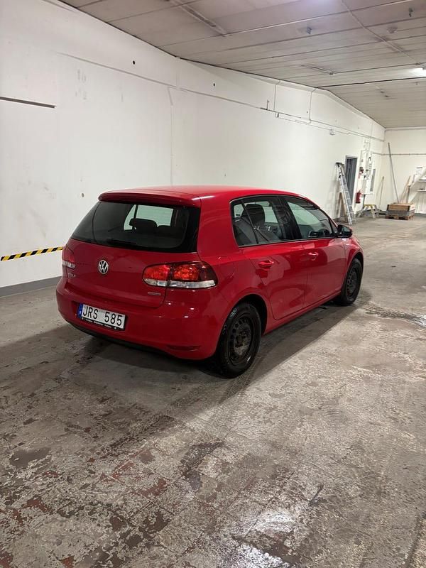 Begagnad VW Golf VII 102 HK (75 kW) 2012