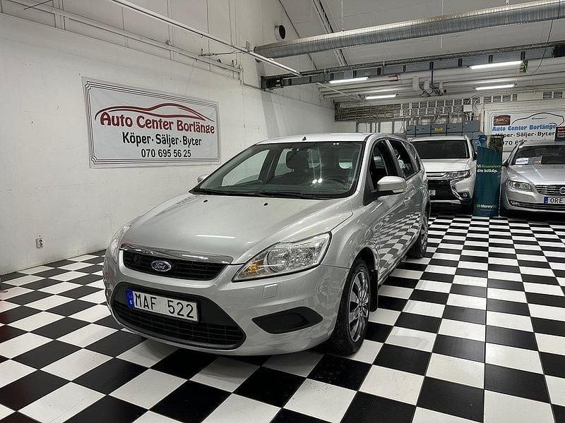 Grå Begagnad 2009 Ford Focus Trend Kombi | 44 900 kr (Lite dyr) - Bild 1/4