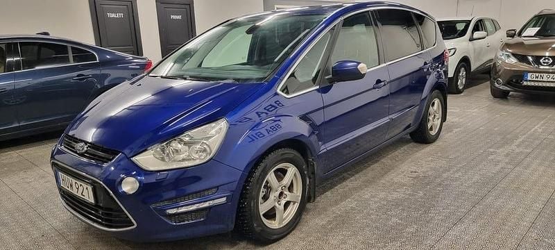 Begagnad Ford S-MAX Business Edition 140 HK (102 kW) 2015 Blå Minibuss