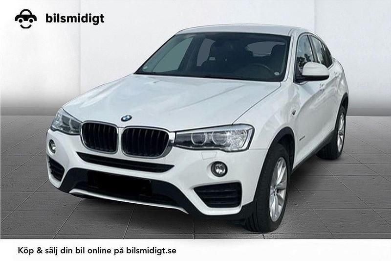 Vit Begagnad 2017 BMW X4 SUV | 289 900 kr (Marknadspris) - Bild 1/3